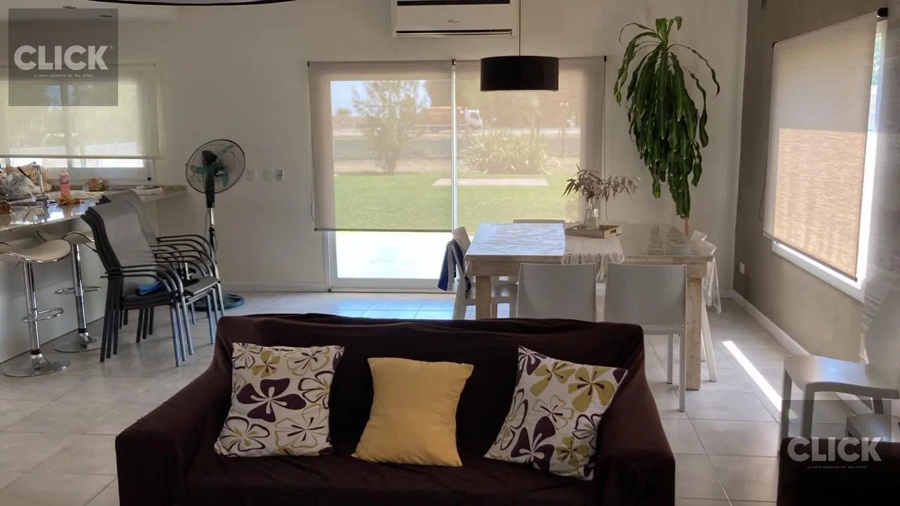 Casa 6 ambientes en venta en el Barrio Privado El Rebenque 1