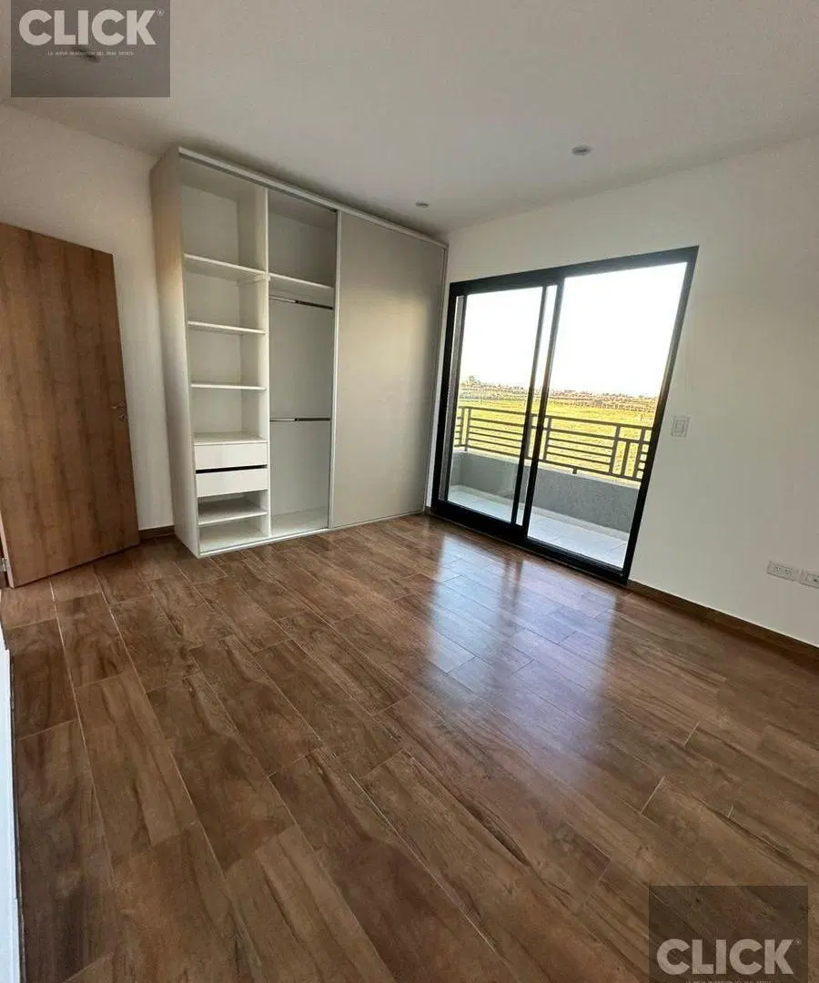 Casa 4 ambientes en venta en El Rebenque 2