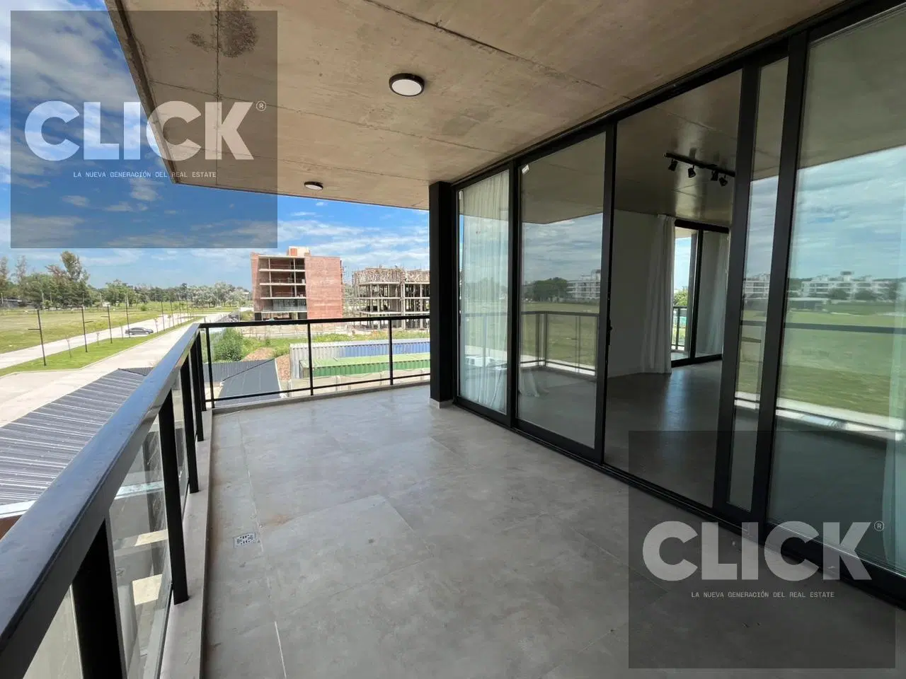 Departamento 3 Ambientes en venta con balcón en Complejo Mirasoles, Canning 3