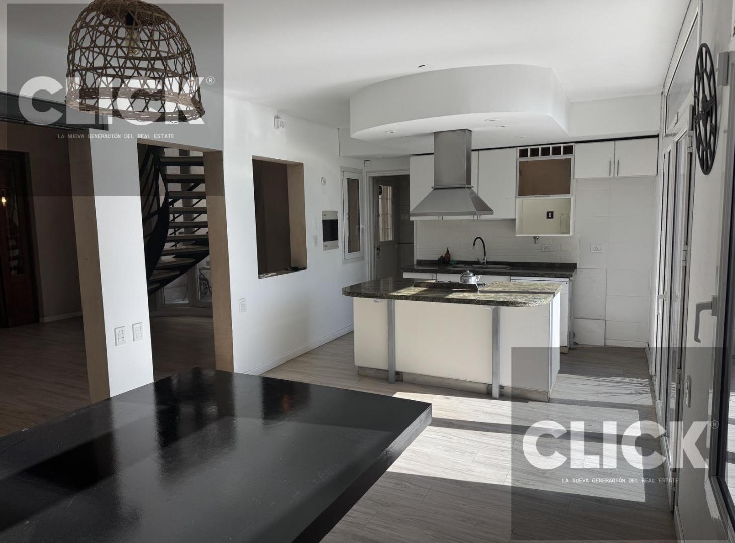 Foto de Venta - Casa 6 ambiente - Jardín y parrilla - Vicente Lopez - Olivos, imagen 5