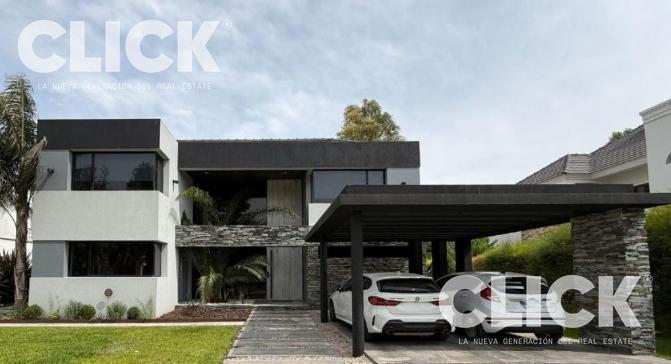 Foto de Casa 7 ambientes en venta en Saint Thomas Este, imagen 1