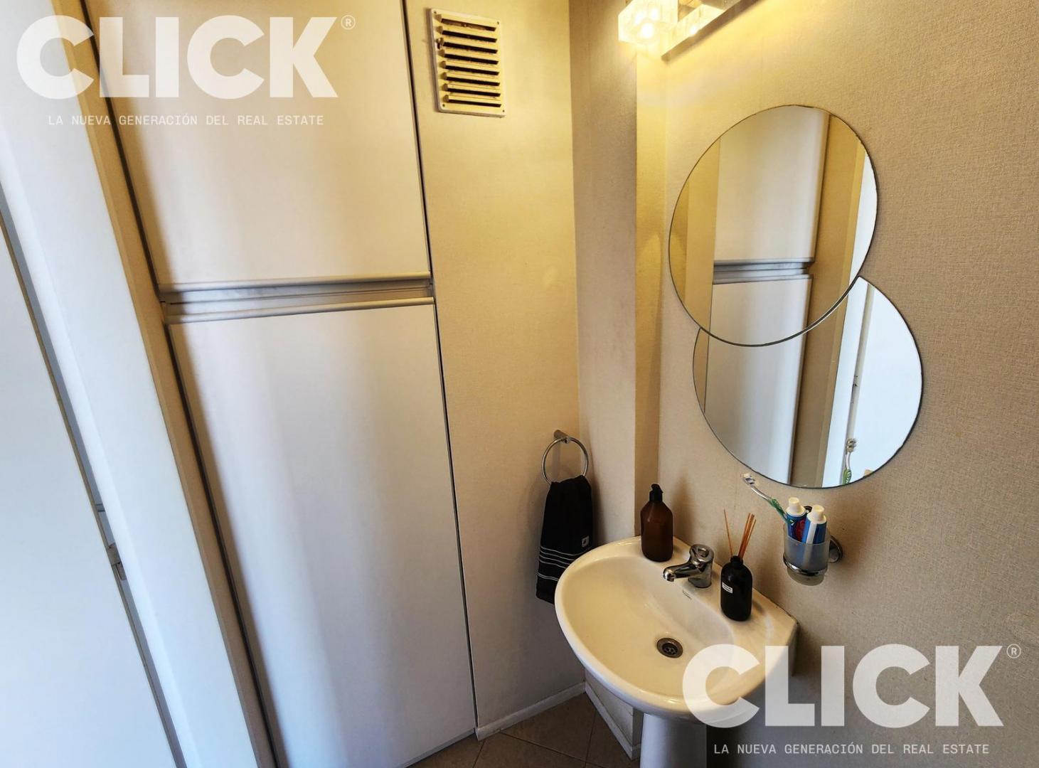 Foto de Dúplex en Venta Piso Alto 2 Amb, Toilette Baño, Amenities - Acepta, imagen 3