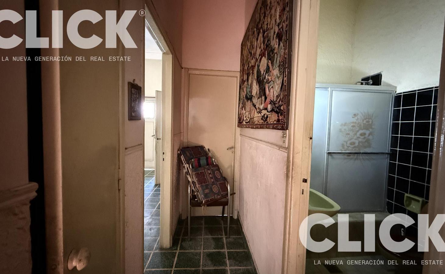 Foto de VENTA - PH 3 AMBIENTES - PATIO Y TERRAZA - VILLA URQUIZA - A RECICLAR, imagen 2