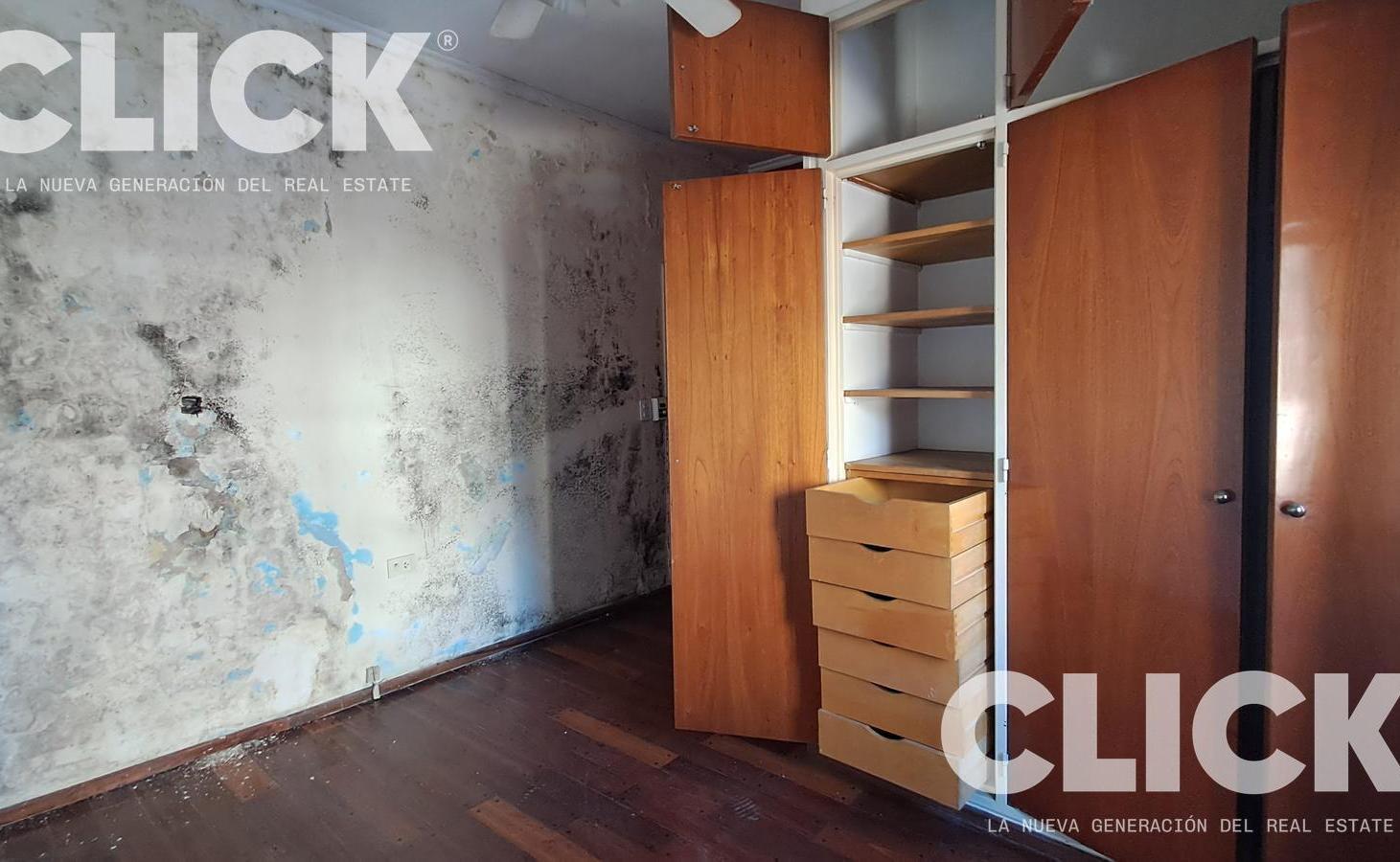Foto de VENTA - CASA 7 AMBIENTES - LINIERS, imagen 3