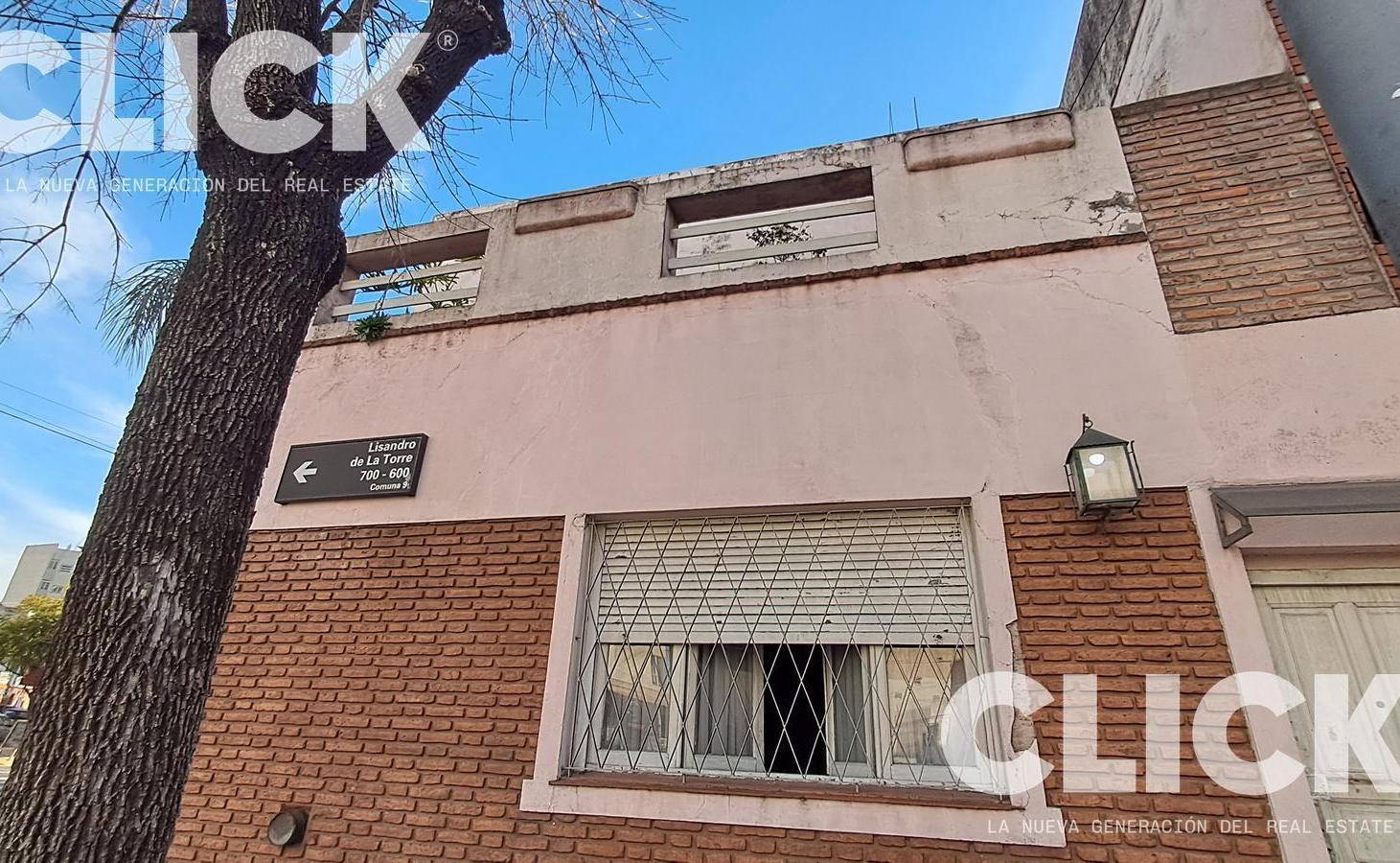 Foto de VENTA - CASA 7 AMBIENTES - LINIERS, imagen 5