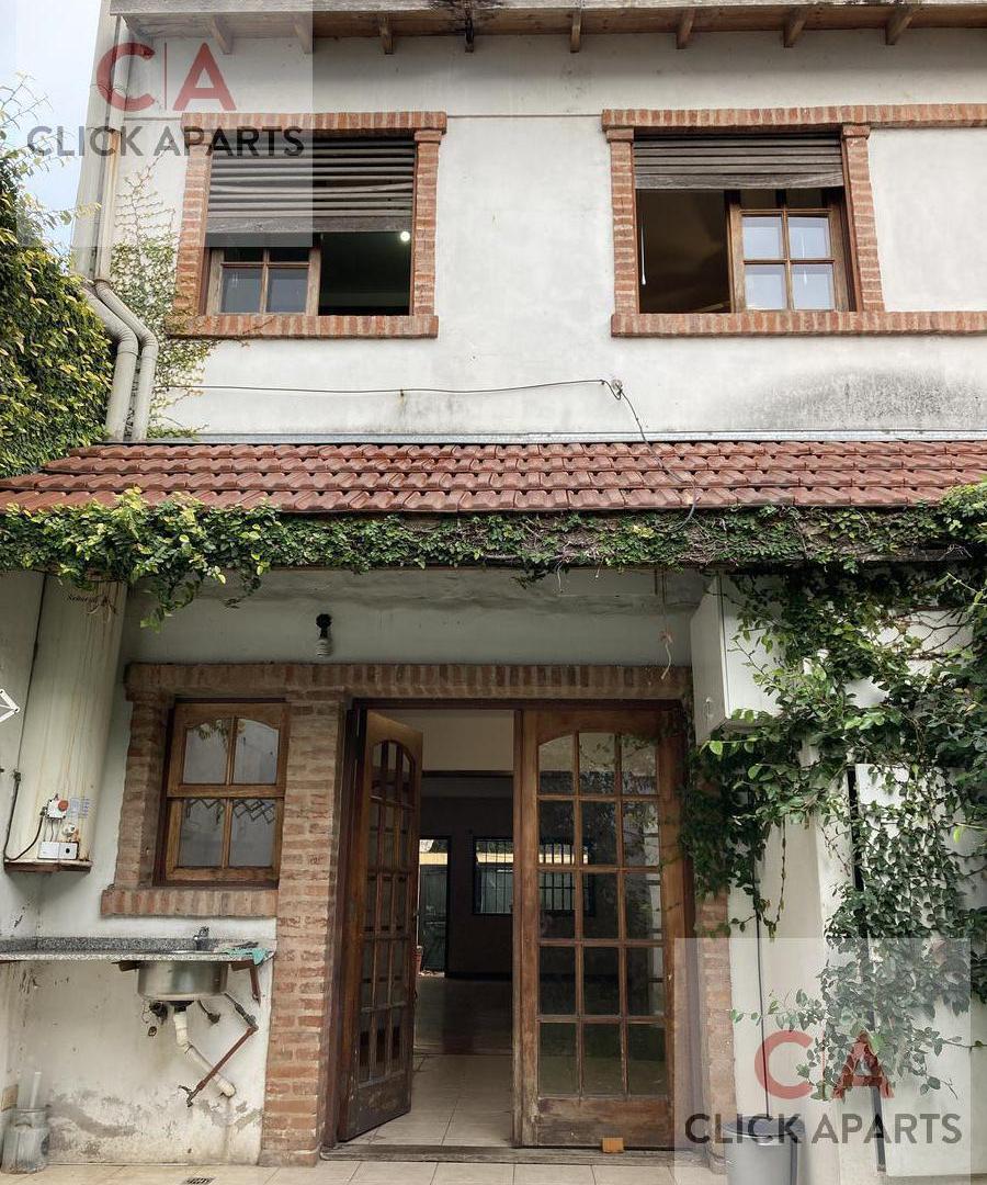 Foto de Alquiler- Casa en duplex de 3 pisos con patio y cochera - Saavedra, imagen 2