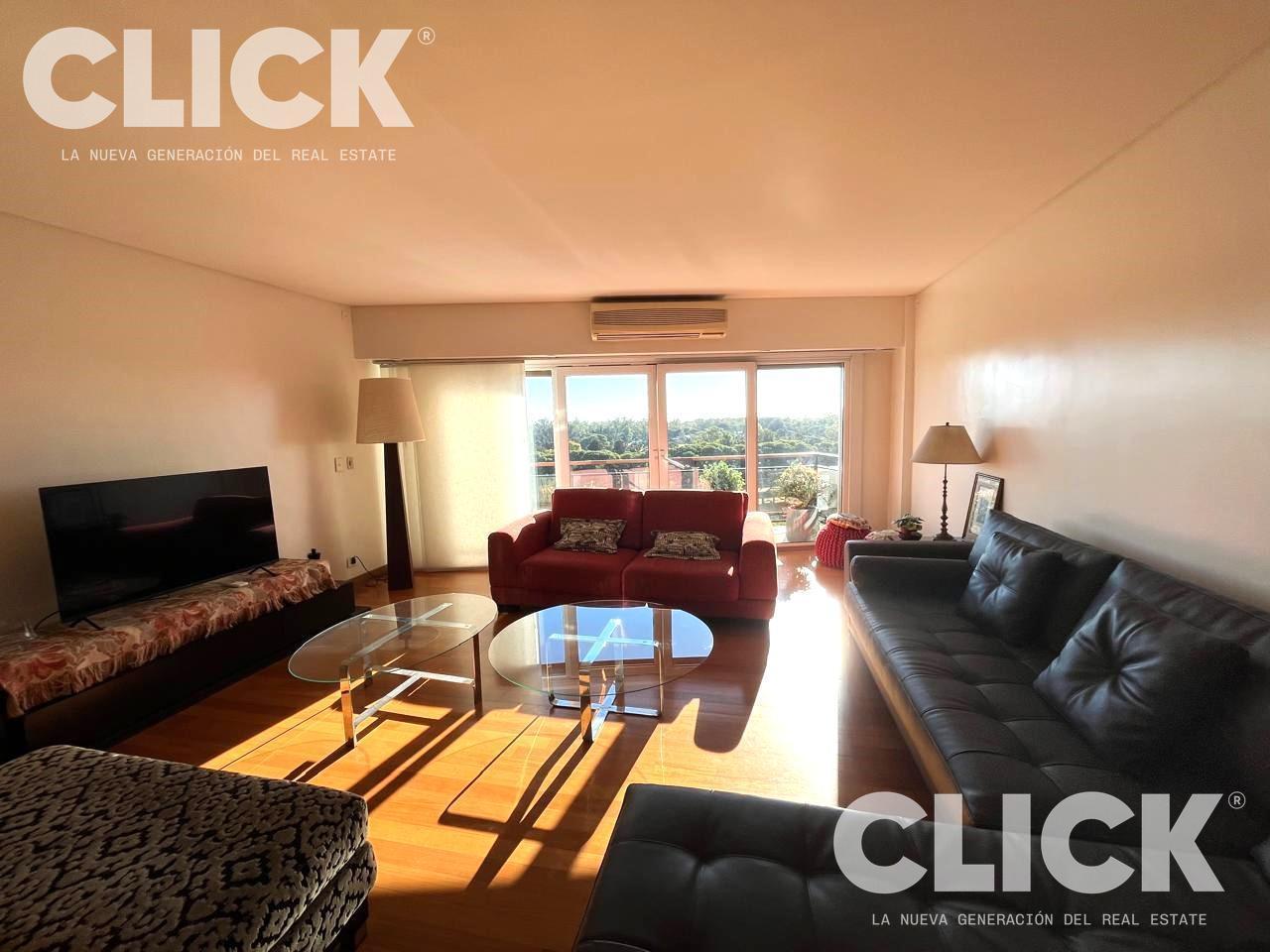Foto de Venta - Piso de 5 ambientes con balcón - Sobre la Av. Libertador, imagen 3