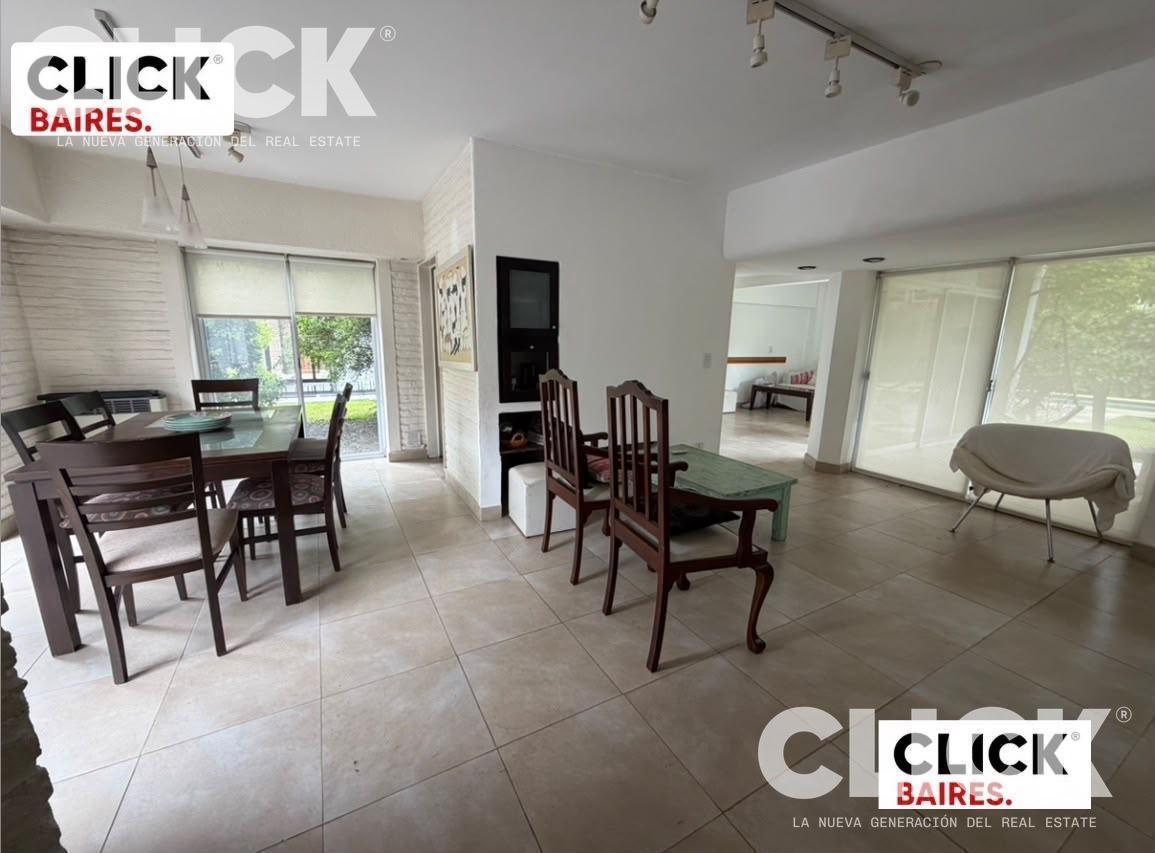 Foto de Casa 6 ambientes en venta en Country Club El Venado, imagen 2