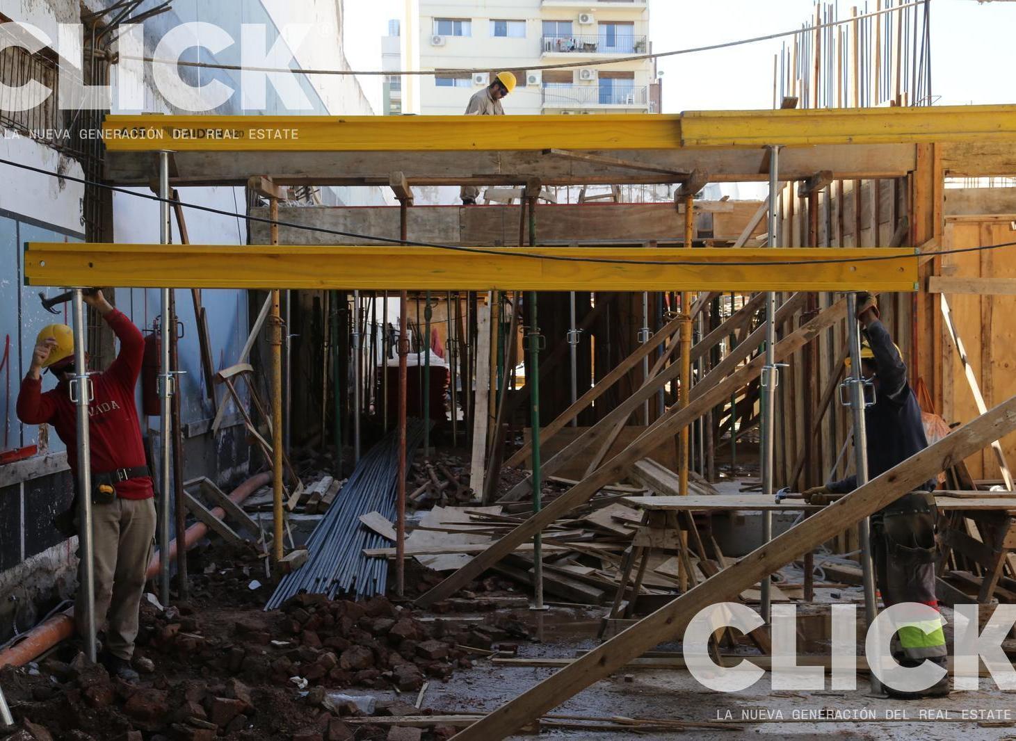 Foto de Venta - Colegiales - Departamento 5 ambientes tipo casa con jardín, imagen 4