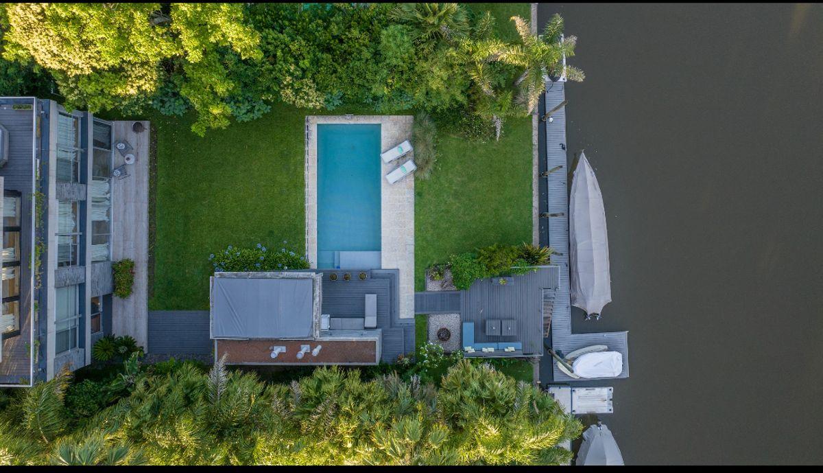 CASA VENTA BARRIO NAUTICO BAHIA DEL SOL 4 DORMITORIOS CON AMARRA