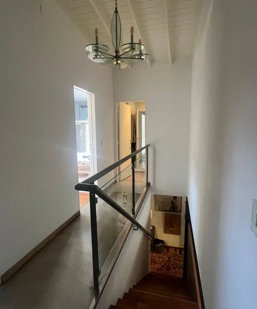 CASA VENTA PUNTA CHICA 4 DORMITORIOS 8