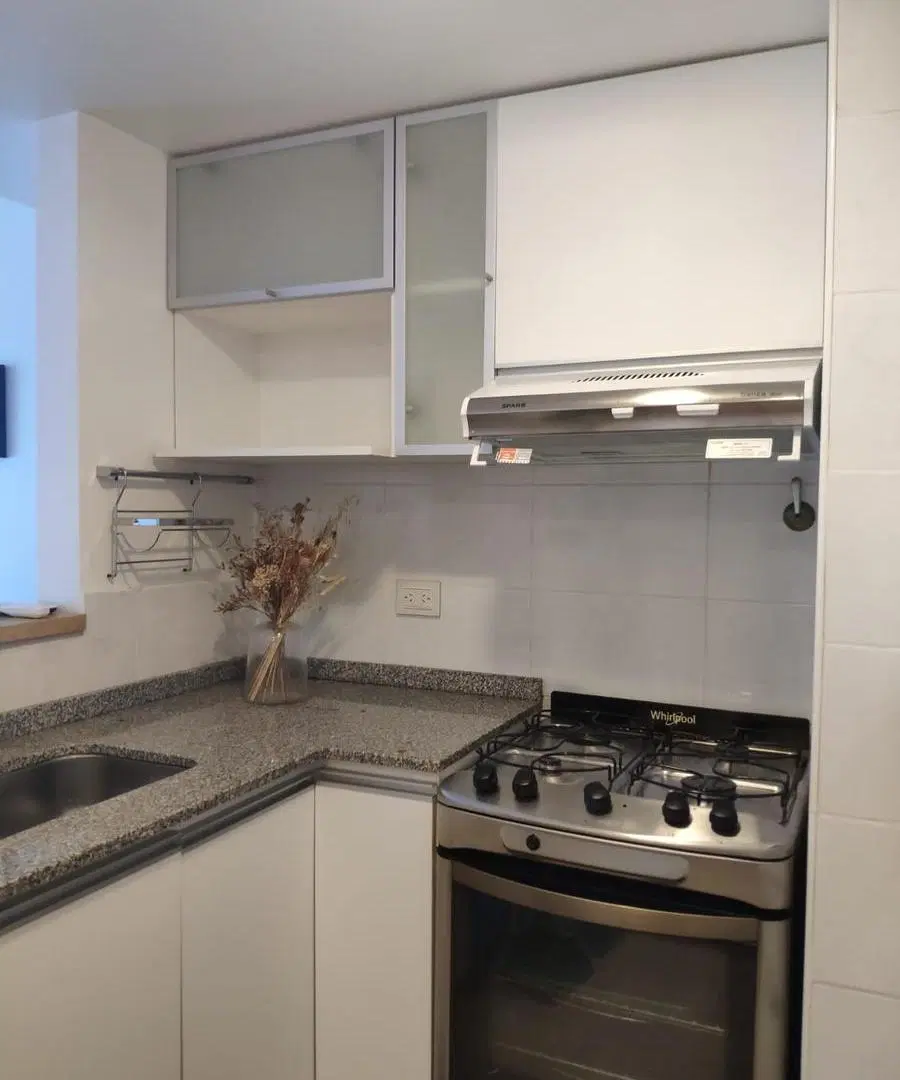 VENTA IMPECABLE DEPARTAMENTO 1 DORMITORIO. BROWN Y BV. OROÑO 5