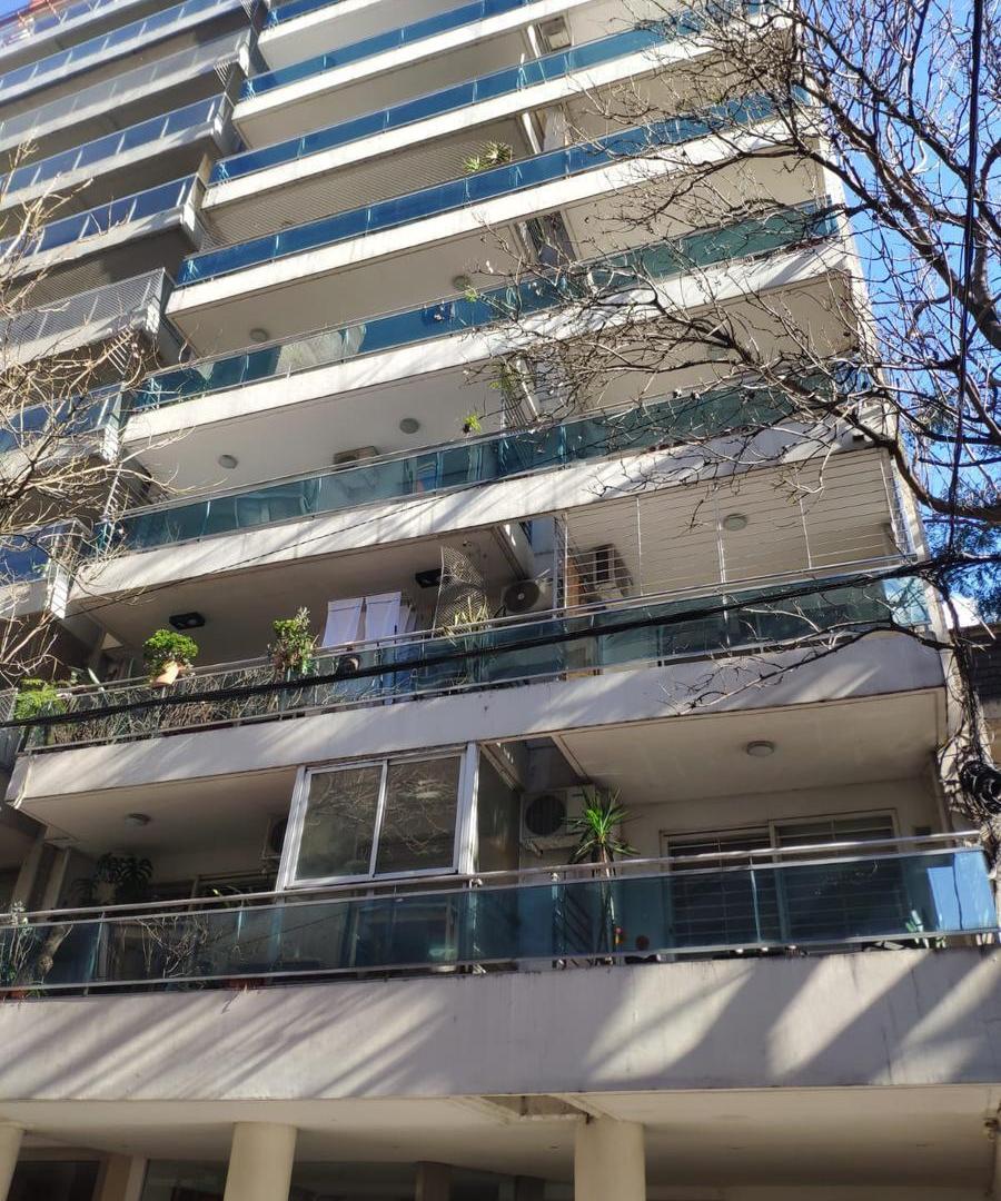 VENTA IMPECABLE DEPARTAMENTO 1 DORMITORIO. BROWN Y BV. OROÑO