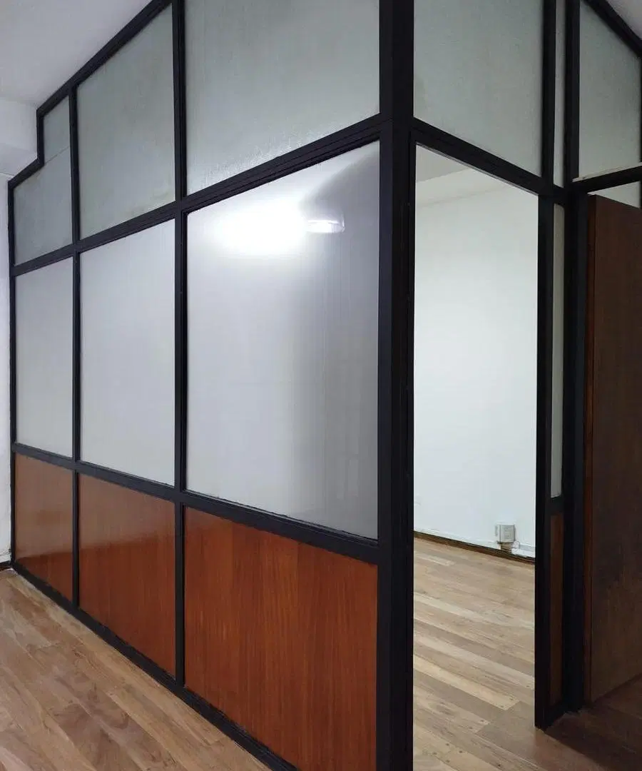 VENTA EXCLUSIVO Y AMPLIO LOCAL COMERCIAL Y OFICINAS 4