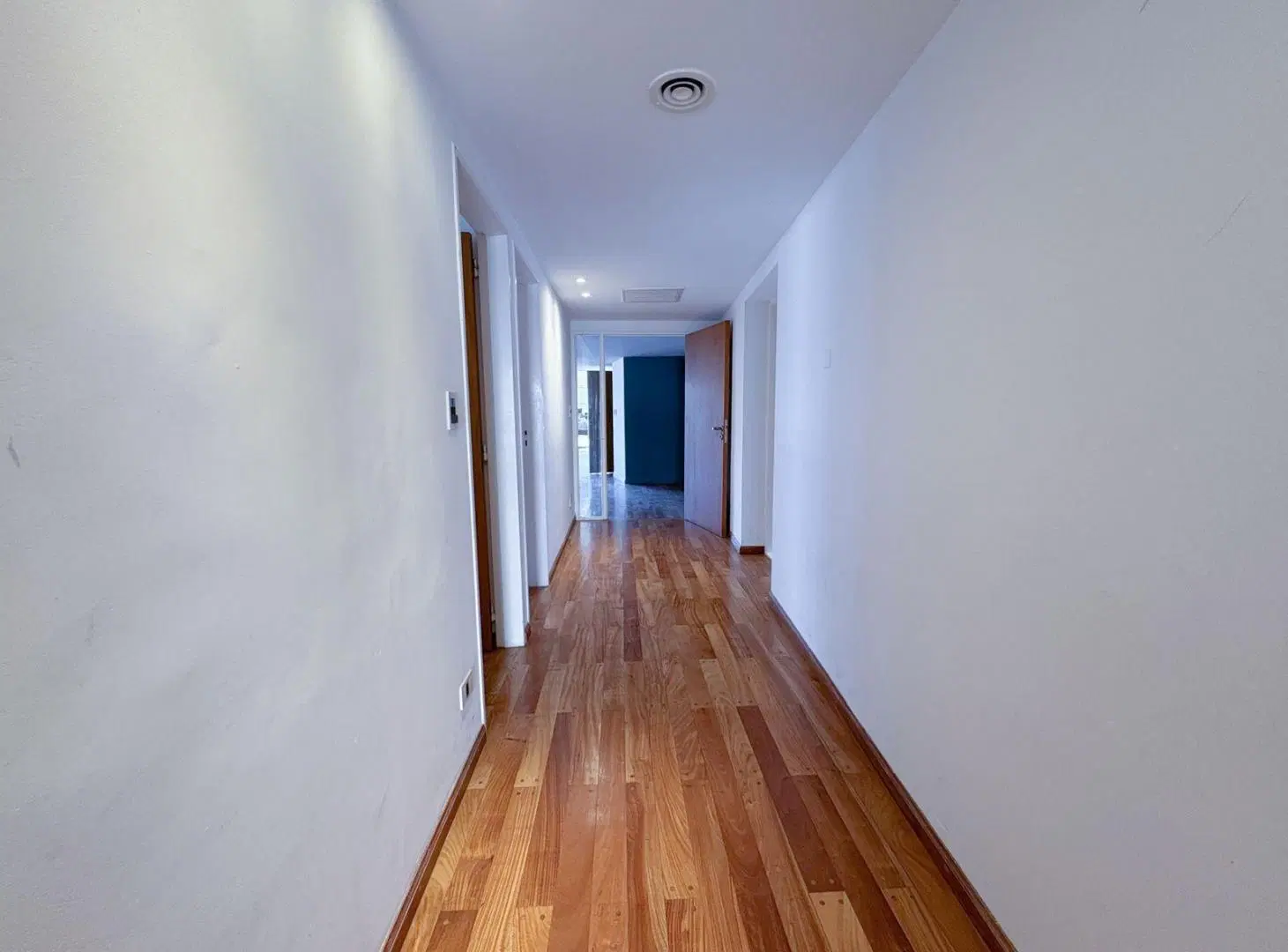 VENTA DEPARTAMENTO 3 DORMITORIOS. COCHERA DOBLE. ZONA MONUMENTO A LA BANDERA. 8