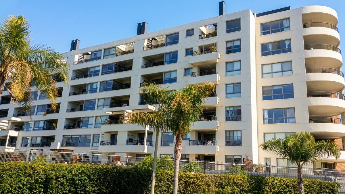 Foto de VENTA | 4 AMB CON 3 DORMITORIOS Y TERRAZA CON PARRILLA | VISTA AL RÍO |, imagen 1