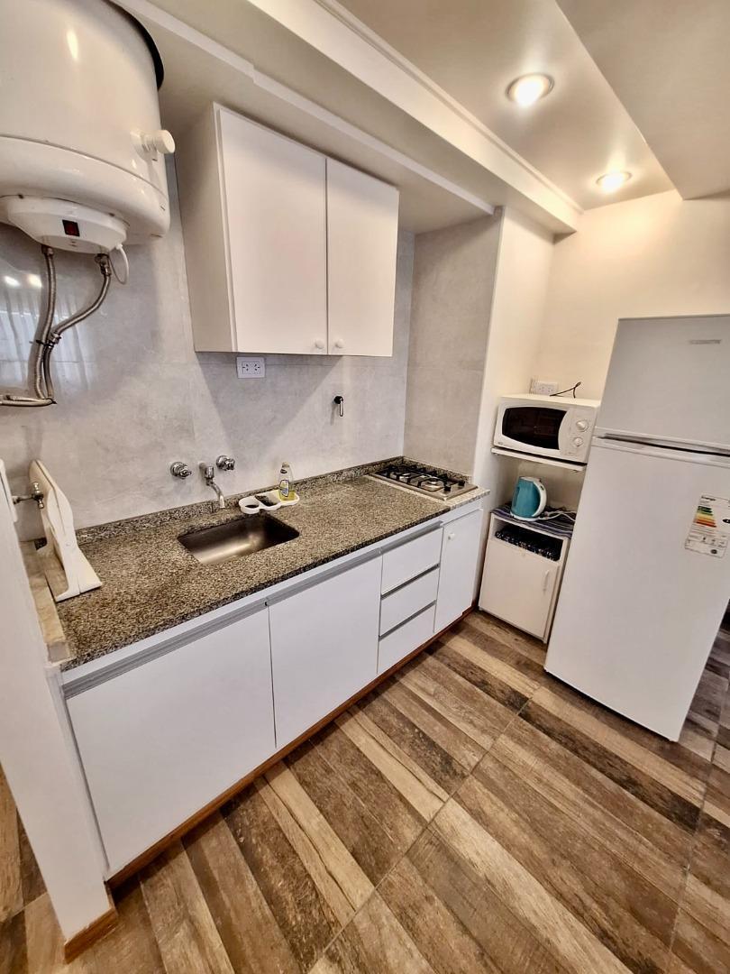 Foto de Alquiler Departamento 2 ambientes Viamonte 700, imagen 4