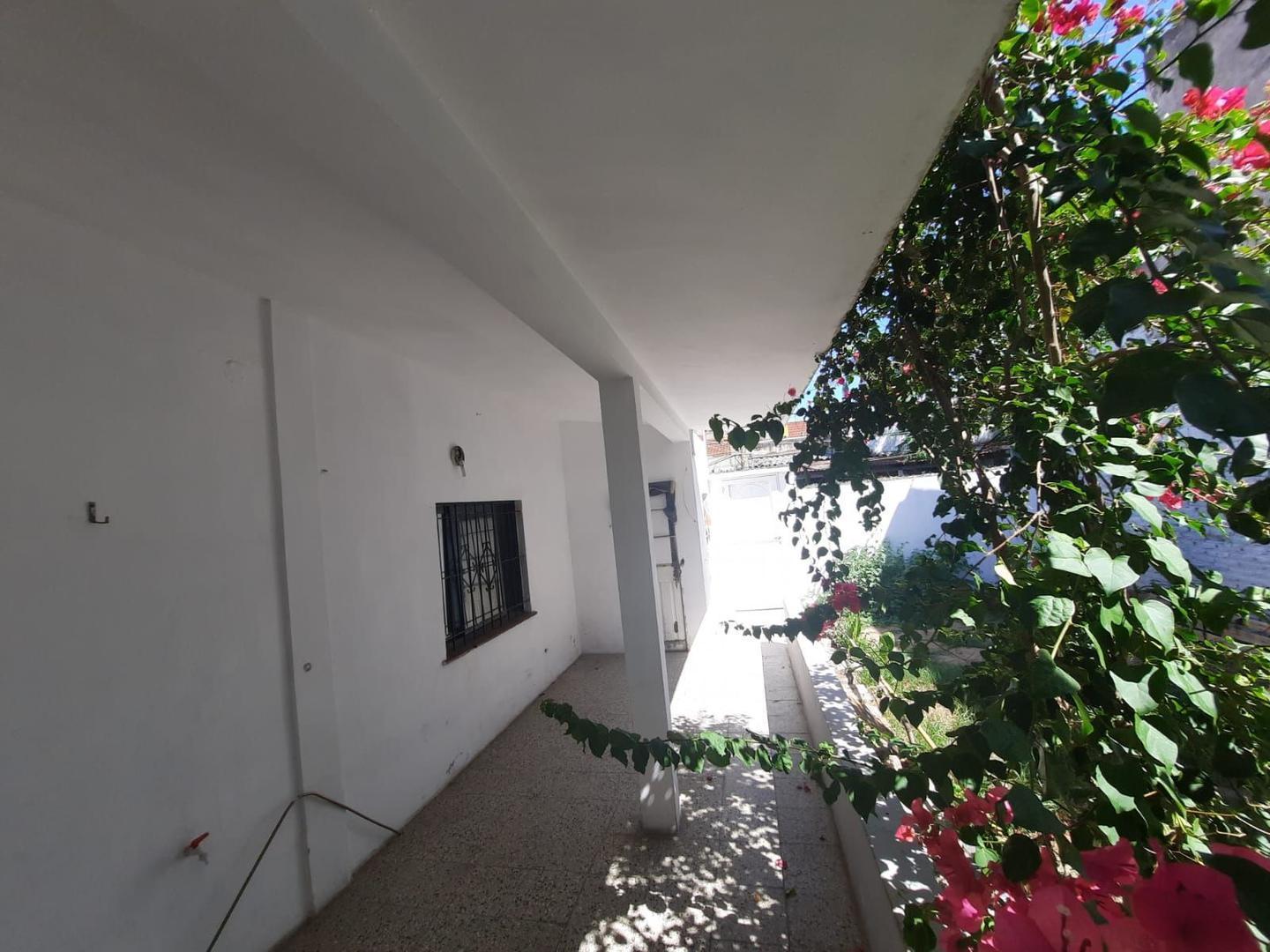 Foto de Venta PH 4 amb c/Jardin Gral Acha 1200 Quilmes, imagen 3