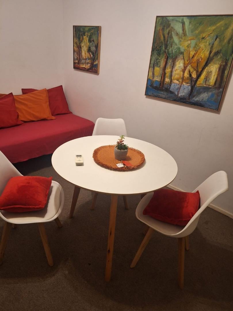 Foto de Alquiler Departamento 2 Amb Amueblado Esmeralda 1066 Centro, imagen 4