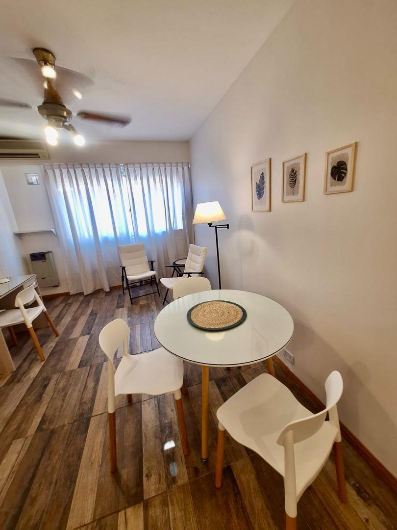 Foto de Alquiler Departamento 2 ambientes Viamonte 700, imagen 1