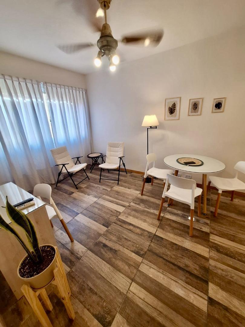 Foto de Alquiler Departamento 2 ambientes Viamonte 700, imagen 3