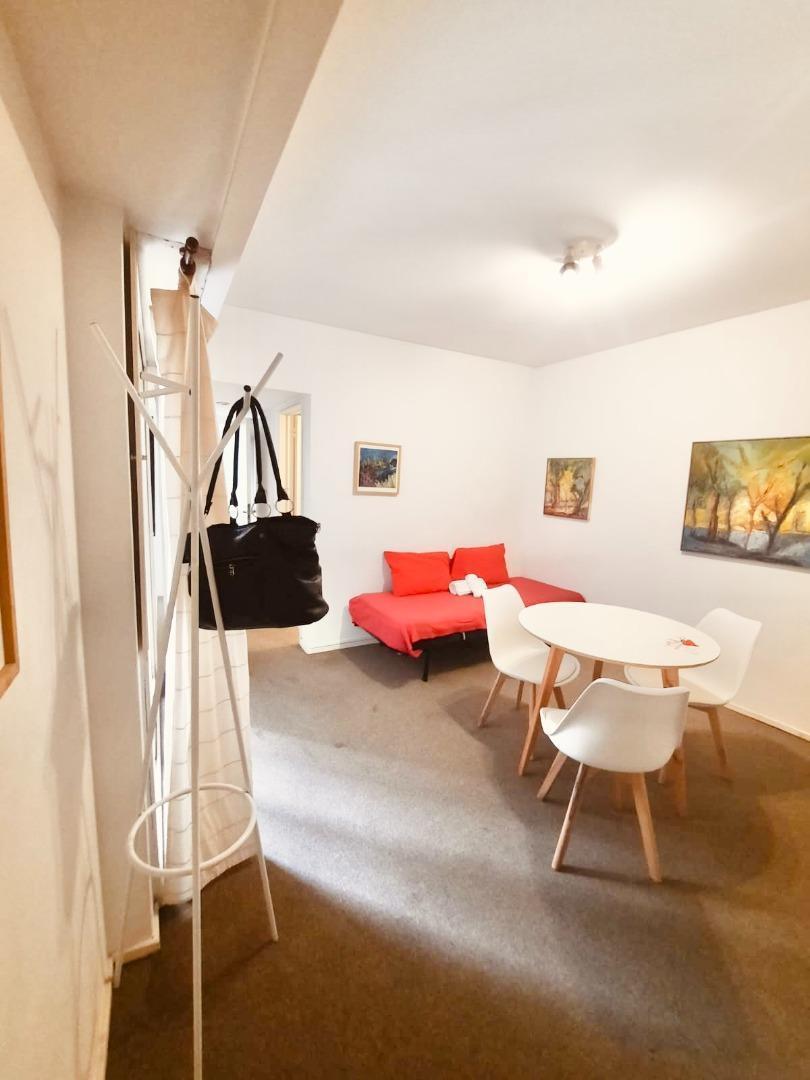Foto de Alquiler Departamento 2 Amb Amueblado Esmeralda 1066 Centro, imagen 4