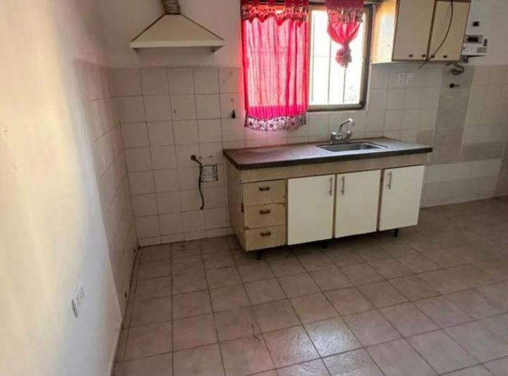 Departamento Alquiler  Anual  en Primer Piso 2