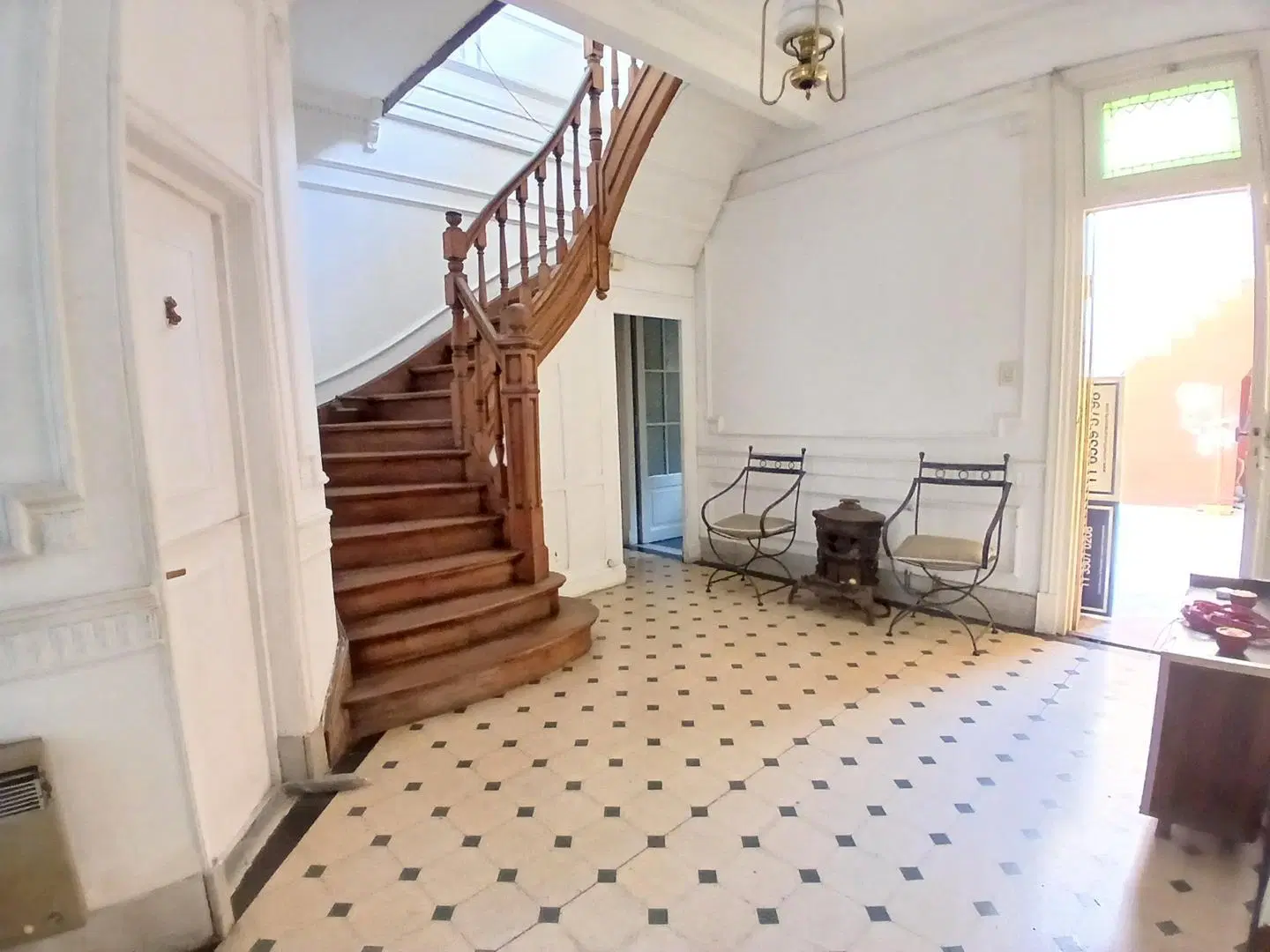EXCELENTE CASA CON GARAGE-TERRAZA-DOBLE INGRESO 4