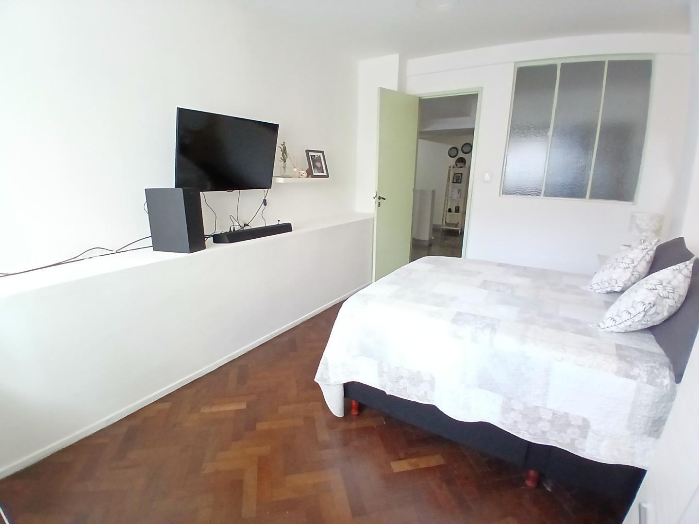 Foto de EXCELENTE LOCAL AL FRENTE CON DEPARTAMENTO AMPLIO-DOBLE INGR, imagen 3