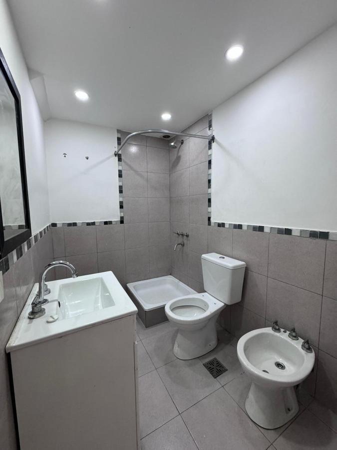 Foto de Departamento 2 AMB Tipo Duplex. Al Frente. Muy Luminoso., imagen 5