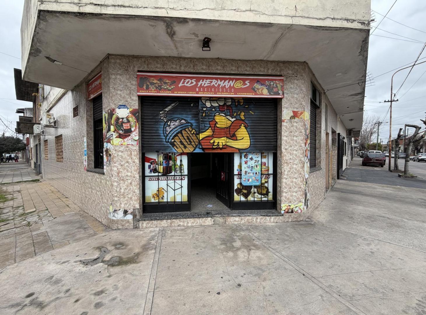 Foto de Local 27m2 en Esquina. Vidriera. Persiana electrica., imagen 3