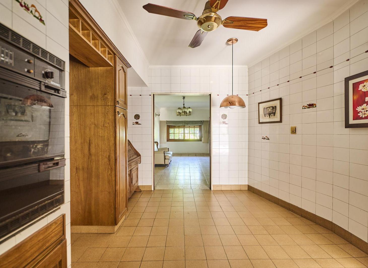 Foto de Casa en Venta 4 AMB | Barrio Naon | C/Garage, Patio, Parrilla y Terraza, imagen 1