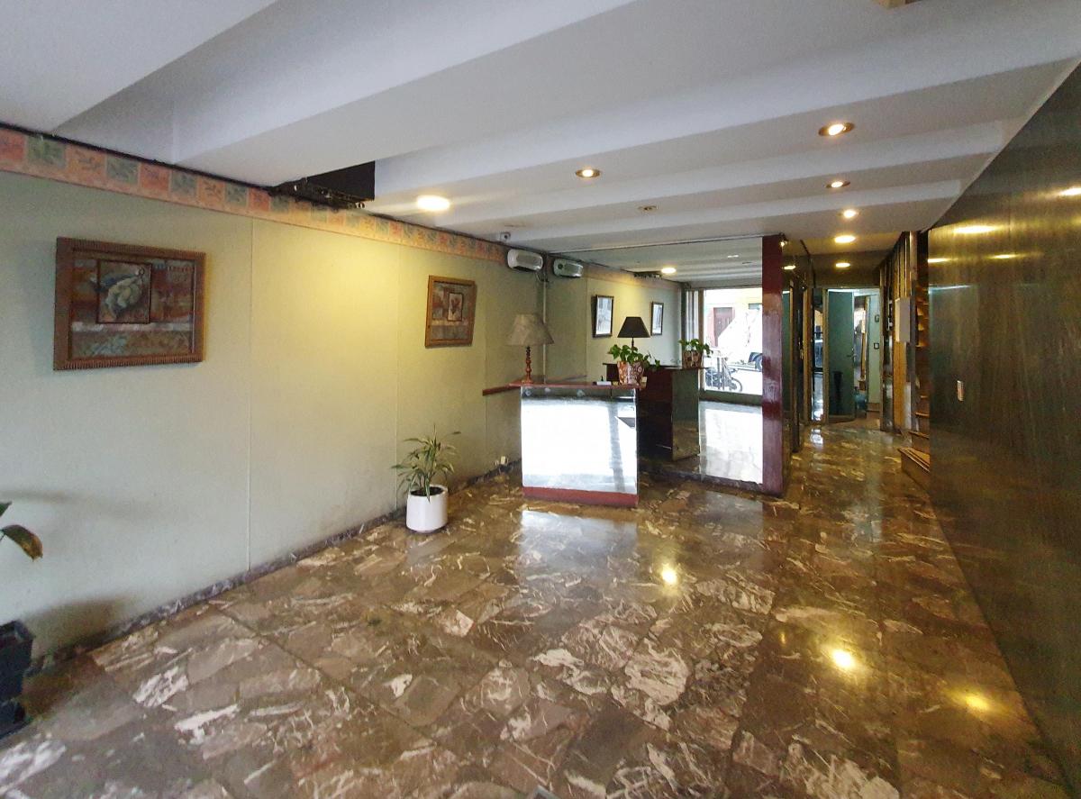 Departamento Tres Ambientes en Venta - Barracas 2