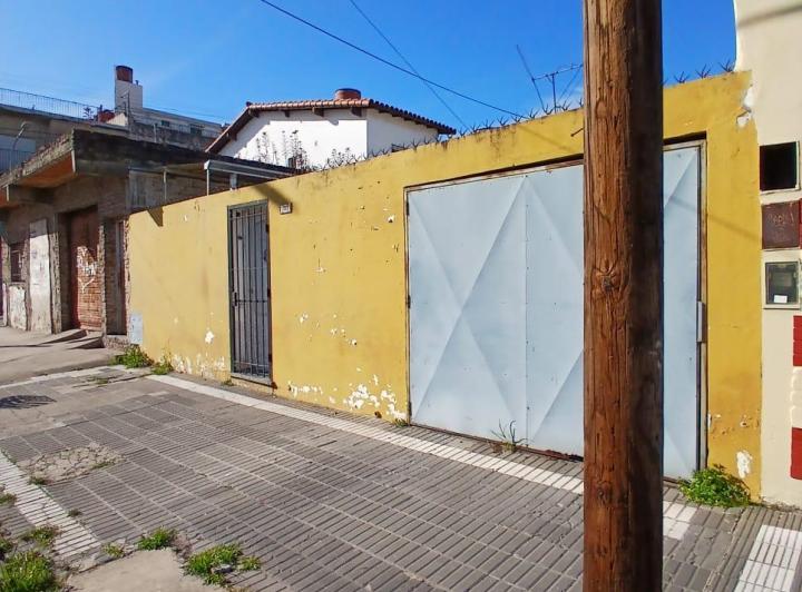 CASA 3 AMBIENTES EN VENTA - LANÚS OESTE 1