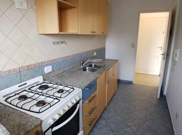 Departamento dos ambientes en ALQUILER - Lanús 3