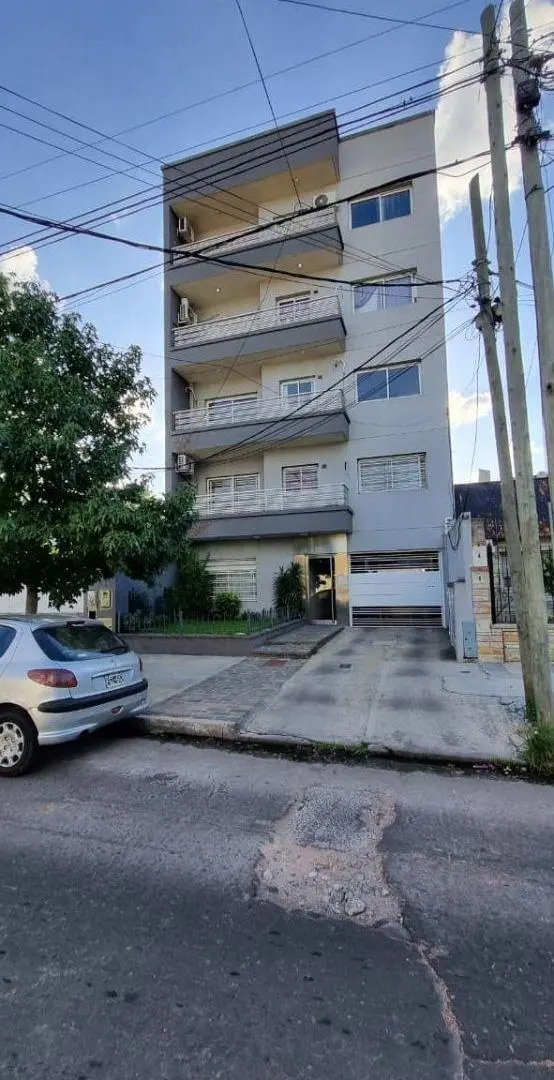 Departamento dos ambientes en Venta - Lanús 3