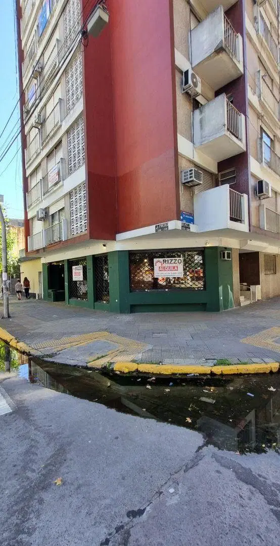 Local Comercial en Alquiler - Lanús 2
