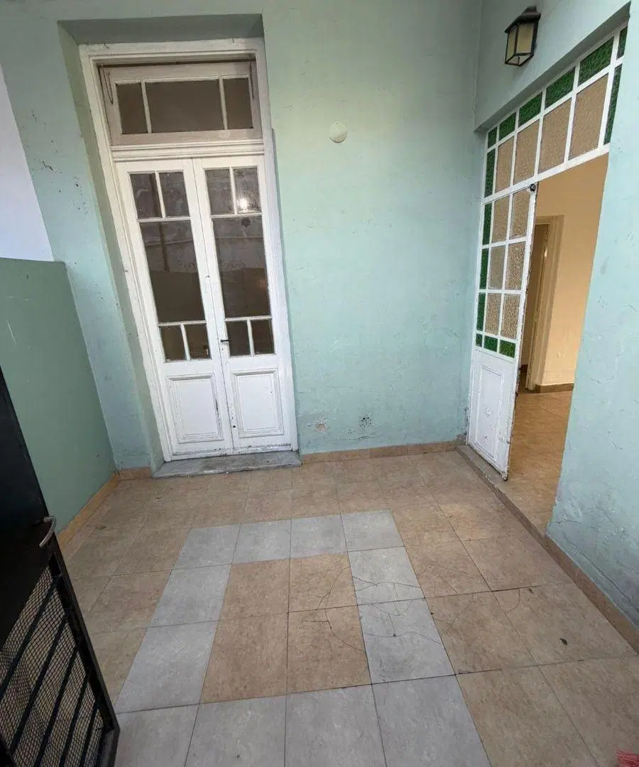 Departamento de 60 m² con 2 dormitorios en alquiler en Valentín Alsina 4