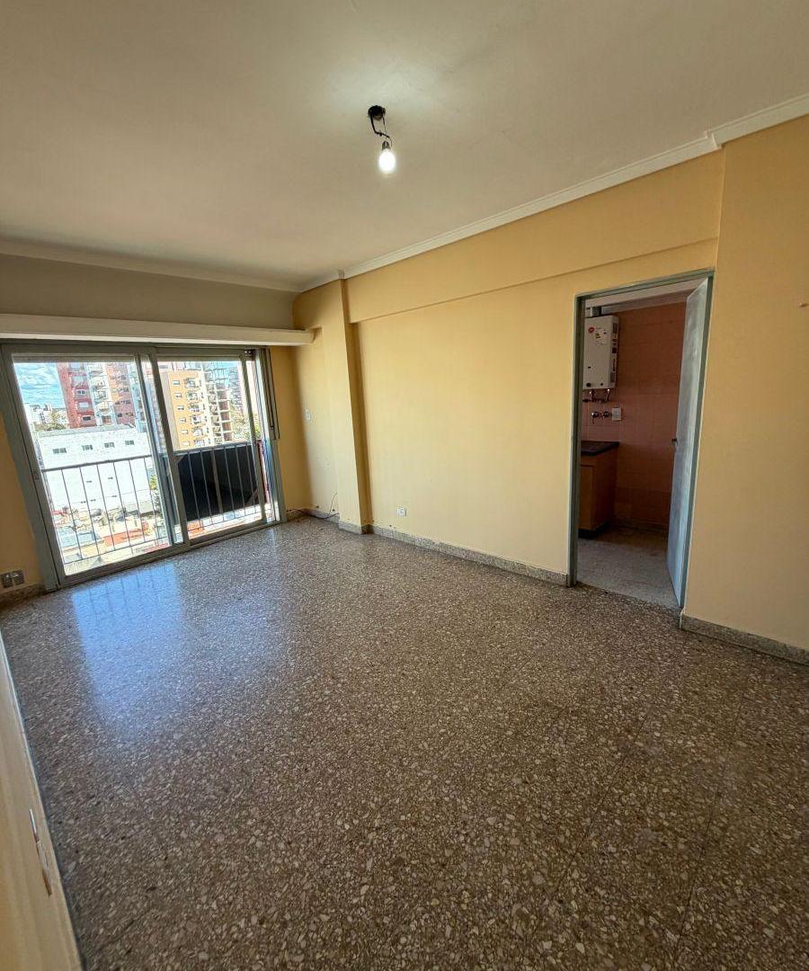 Foto de Departamento 2 ambientes en alquiler - Lanús Oeste, imagen 1