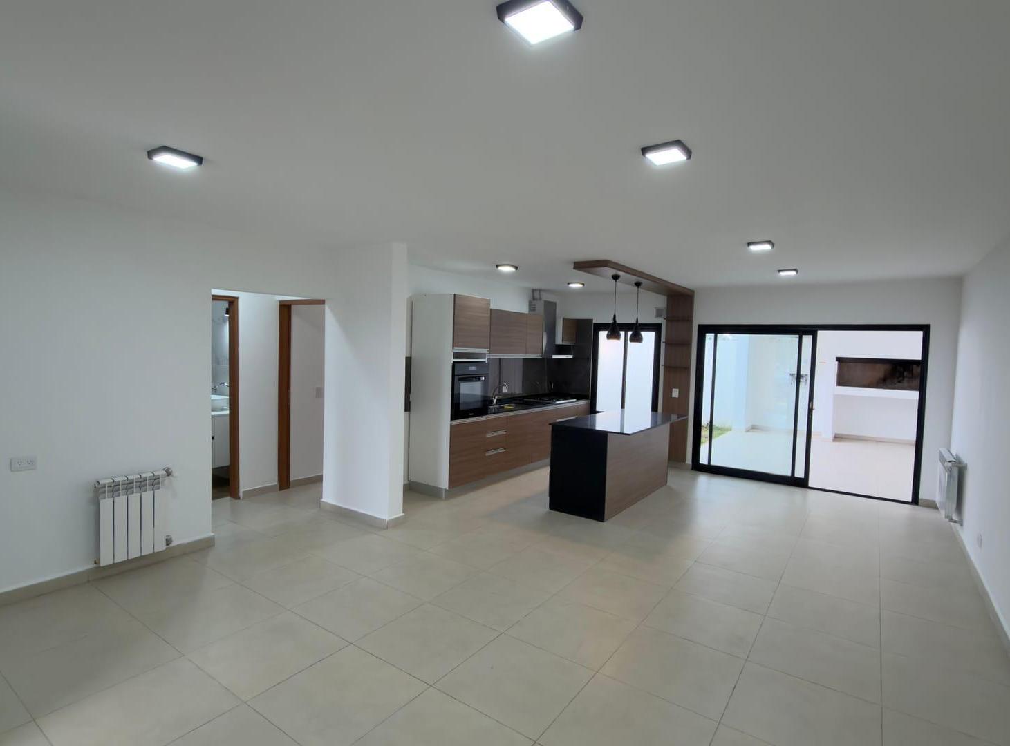Foto de Dúplex en Alquiler | 2 Dormitorios | Planta Baja | San Ignacio Village, imagen 1