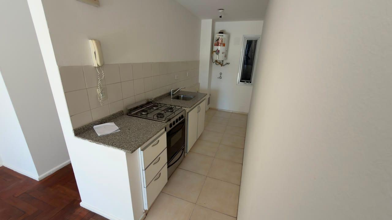 Foto de Departamento en Alquiler – Nueva Córdoba | 1 Dormitorio con 2 Balcones, imagen 3