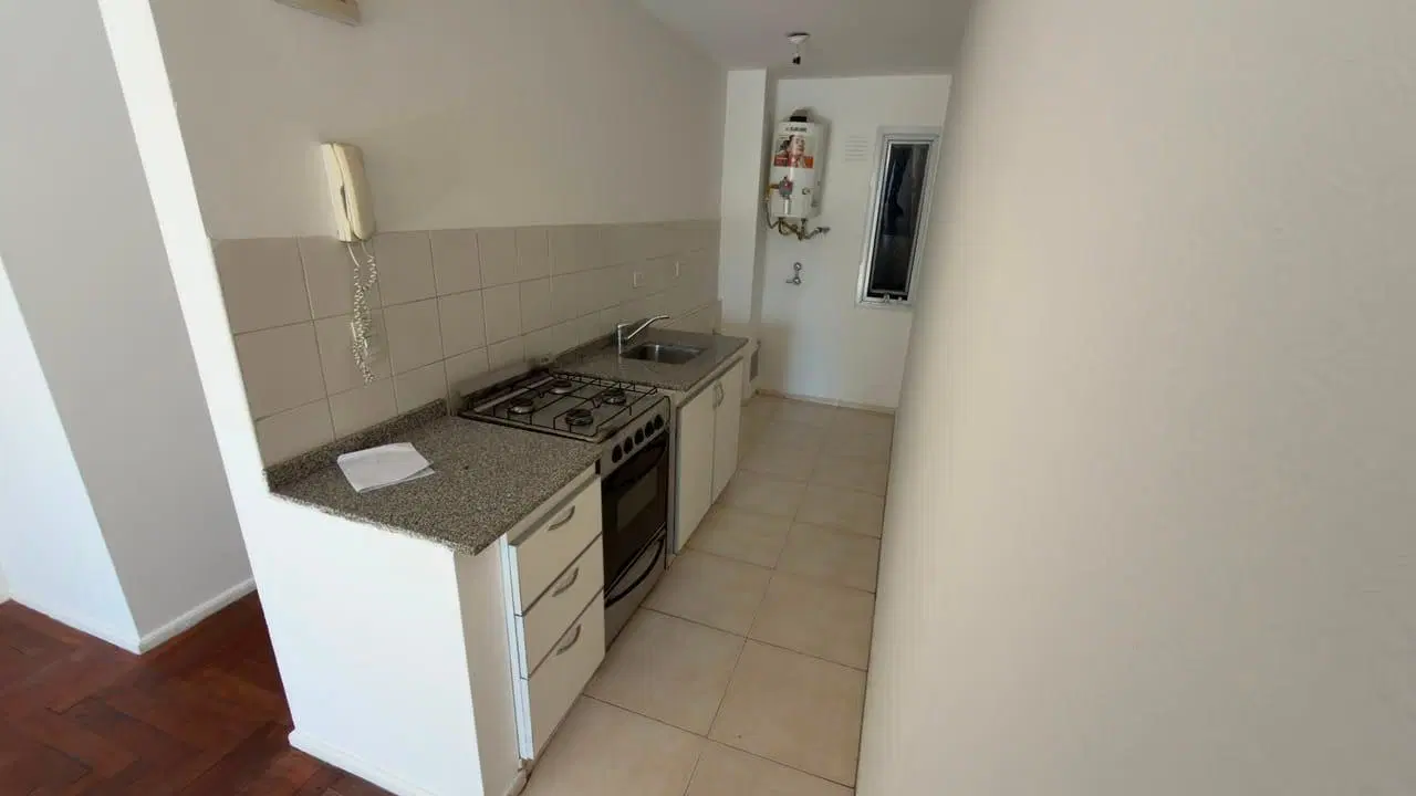 Departamento en Alquiler – Nueva Córdoba | 1 Dormitorio con 2 Balcones 3