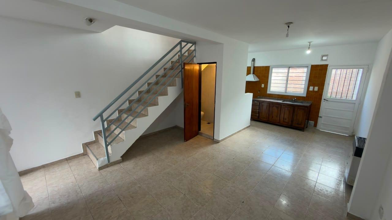 Foto de Duplex en ALQUILER zona Empalme impecable, imagen 4