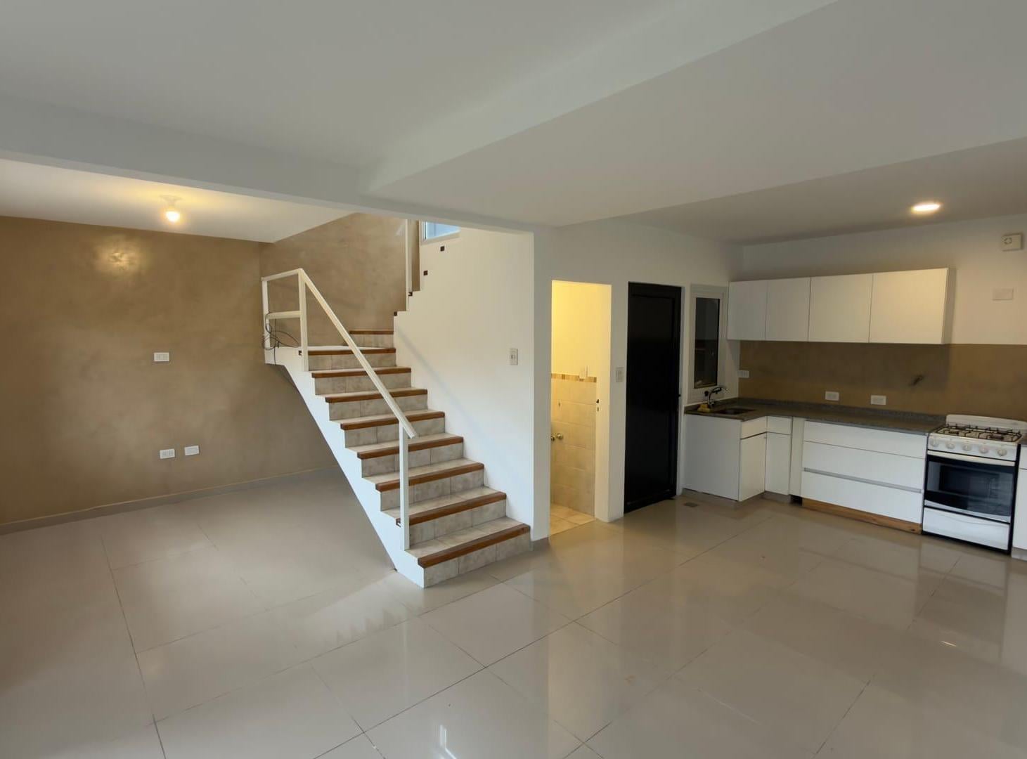 Foto de Duplex en Venta ZONA SUR - SAN FERNANDO, imagen 3