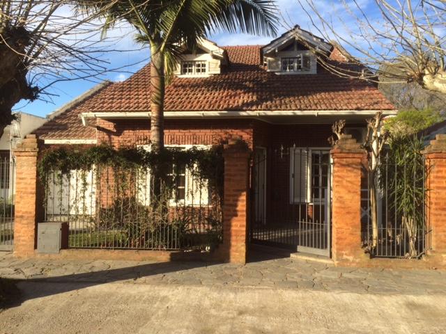 Alfonso XIII 1010 - Longchamps / IMPECABLE CHALET EN ZONA RESIDENCIAL