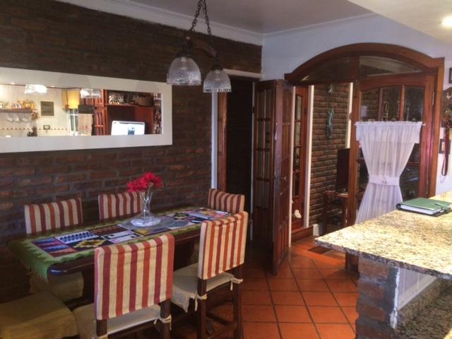 Foto de Alfonso XIII 1010 - Longchamps / IMPECABLE CHALET EN ZONA RESIDENCIAL, imagen 3