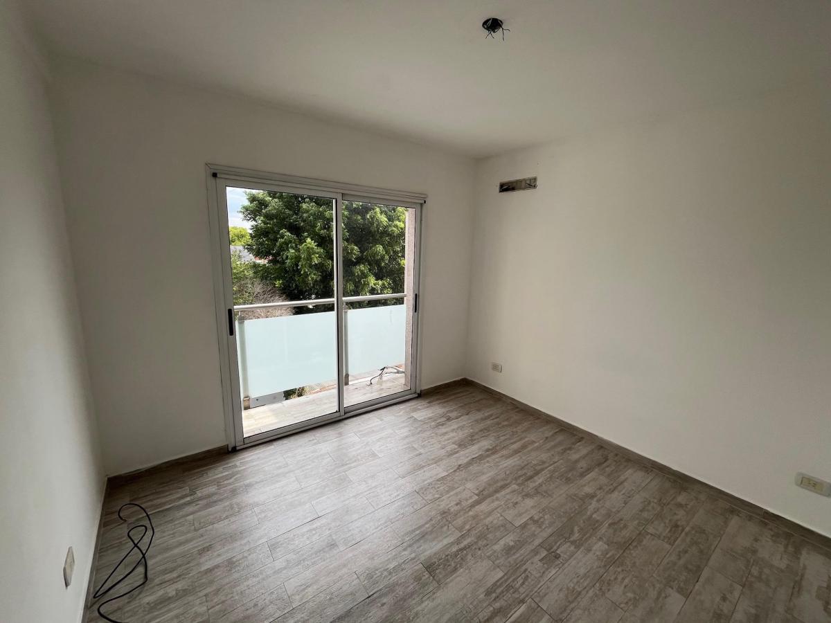 Larrea 638 - Lomas de Zamora O. / OPORTUNIDAD 2 AMB CON TERRAZA PRIVADA