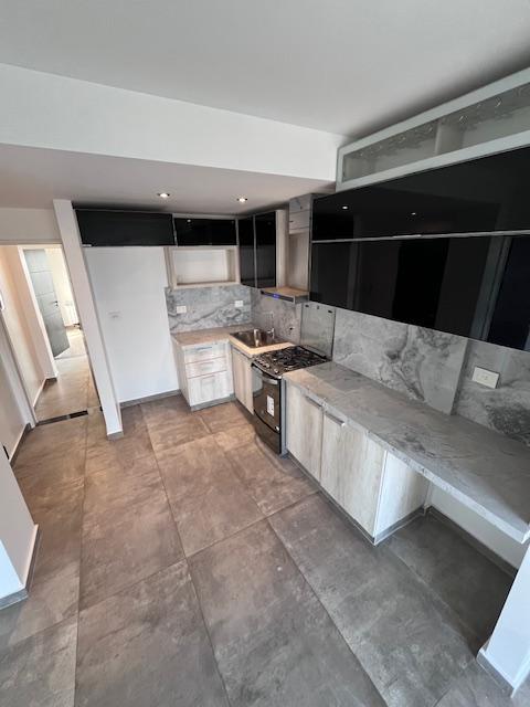 Foto de Alte. Brown 2973 - Temperley / DEPTO 4 AMB EN TORRE, imagen 4
