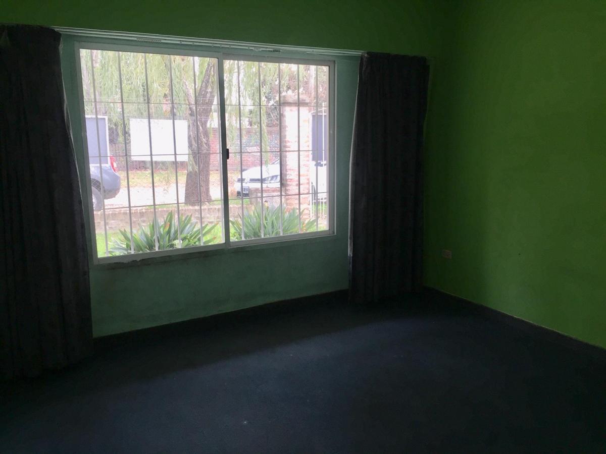 Foto de Pagano 107 - Burzaco / CHALET DE 3 AMB EN BURZACO, imagen 2
