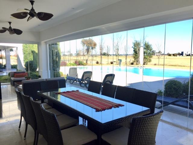 Foto de La Providencia - Canning / IMPONENTE CHALET DE GRAN CATEGORIA EN VENTA, imagen 3